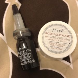 Deluxe samples of FRESH skincare